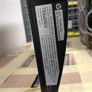 HP Pavilion 32Q Monitor – 32" QHD Display